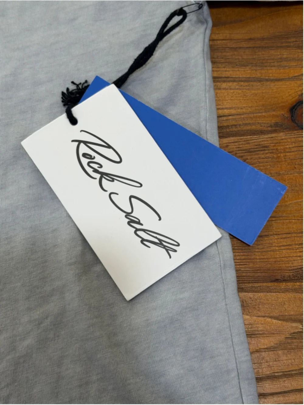 Rock Salt California Short Sleeve Tee, Size M, Grey and Red